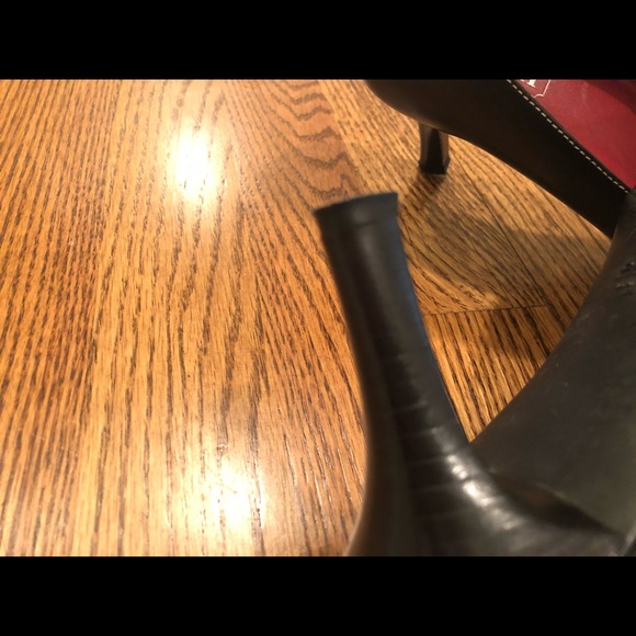 Coach Black Leather Buckle Pumps Heels - Picture 5 of 5